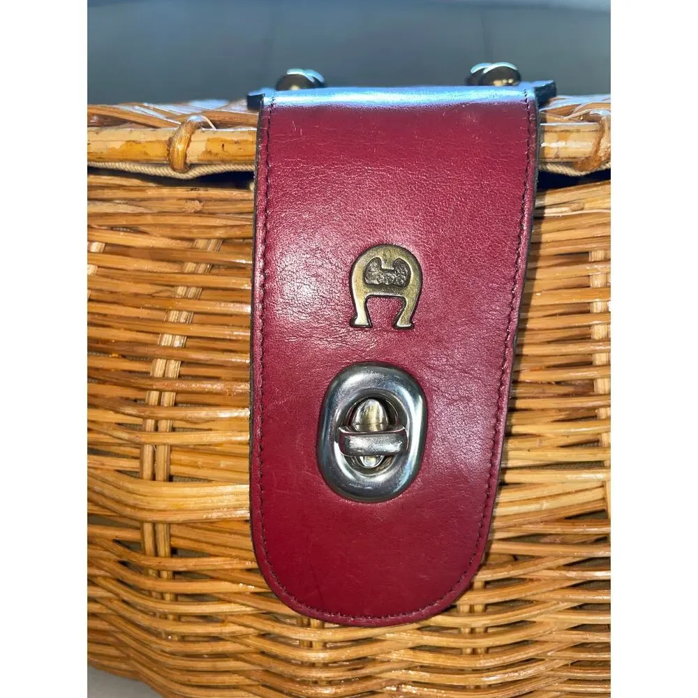 Vintage Etienne Aigner Wicker Fishing Creel Style 1950s–1960s MCM Purse - READ - Picture 3 of 16